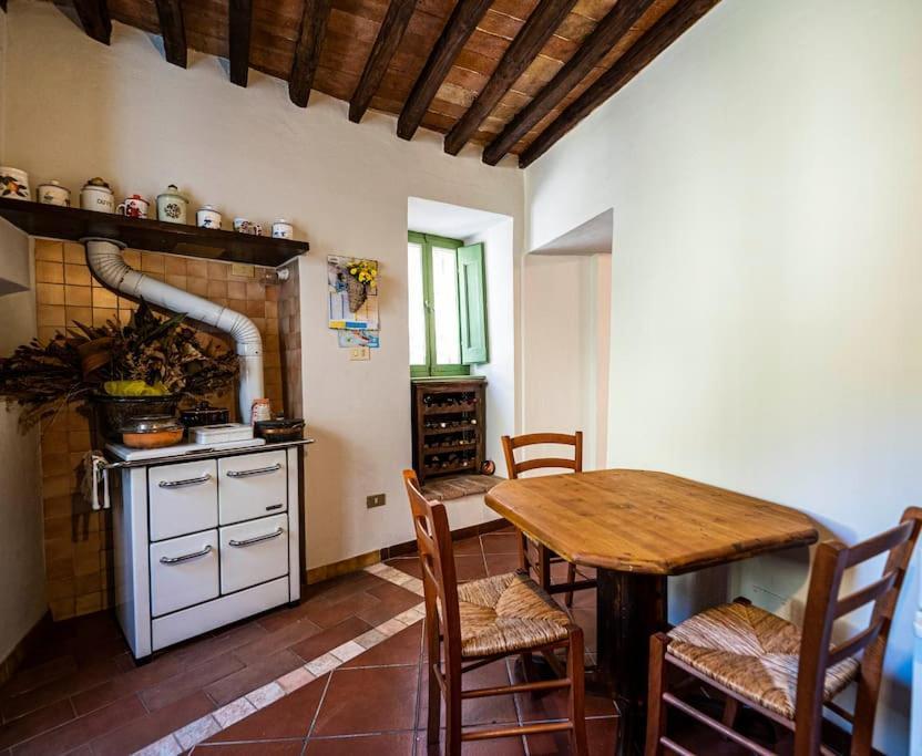 L'Oasi Di Pace Villa Pale ภายนอก รูปภาพ