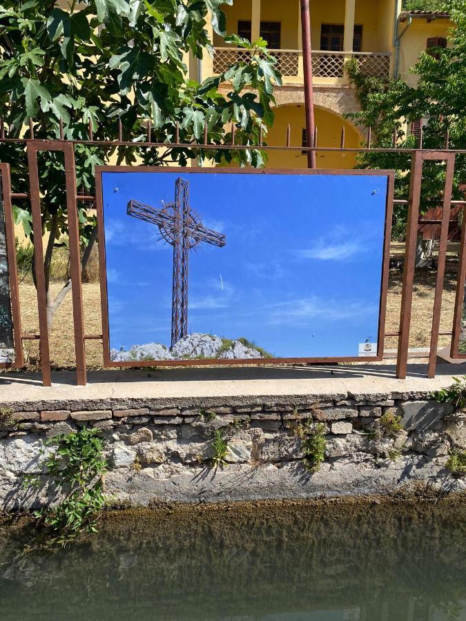 L'Oasi Di Pace Villa Pale ภายนอก รูปภาพ
